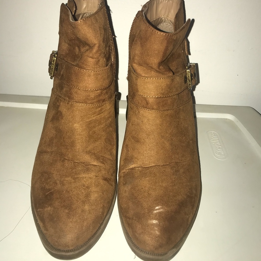 Tan heel suede booties